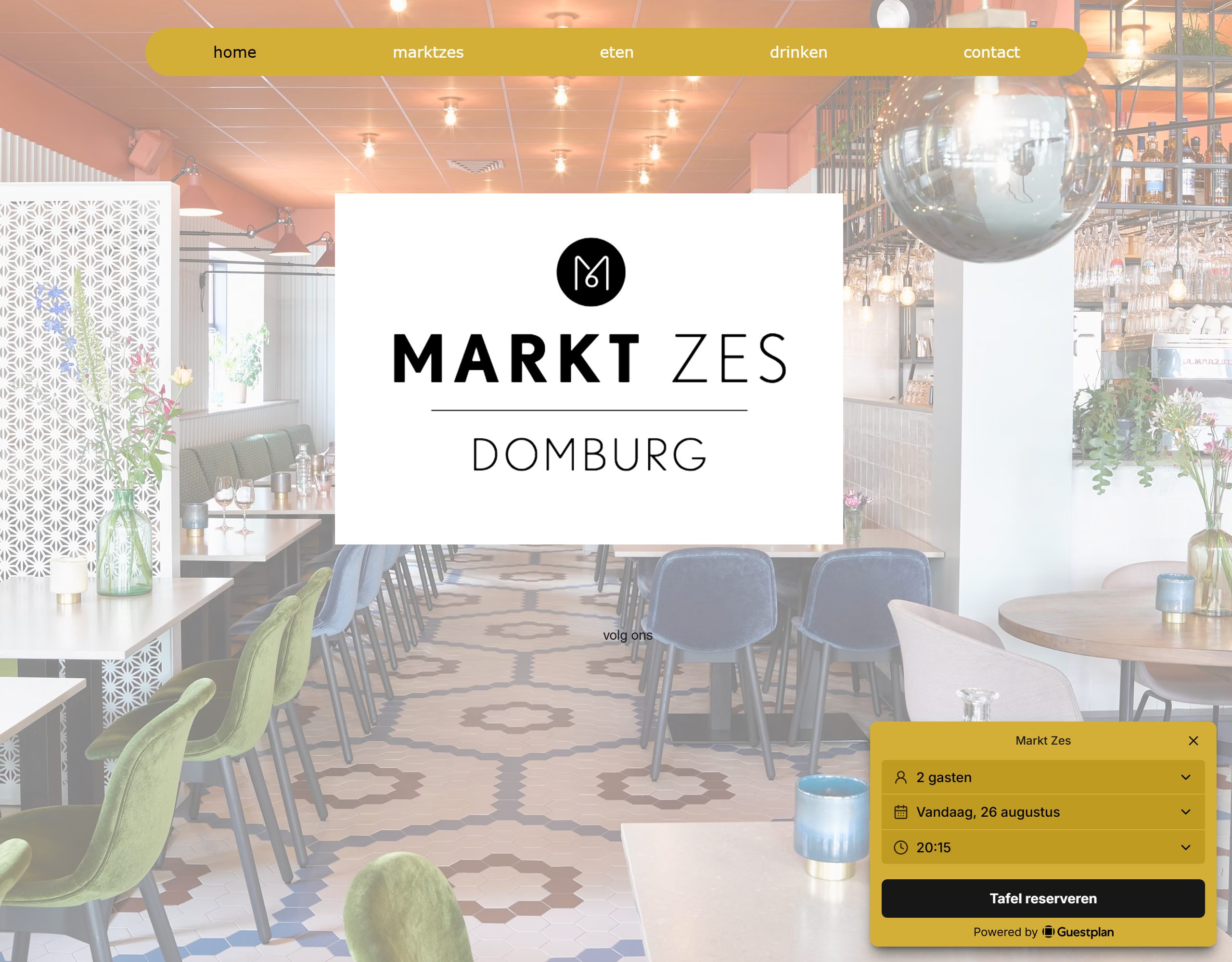 De huidige website van Markt Zes in Domburg: een logo op een foto, zonder kop of tekst.